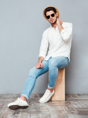 Men Regular Fit Solid Casual Shirt